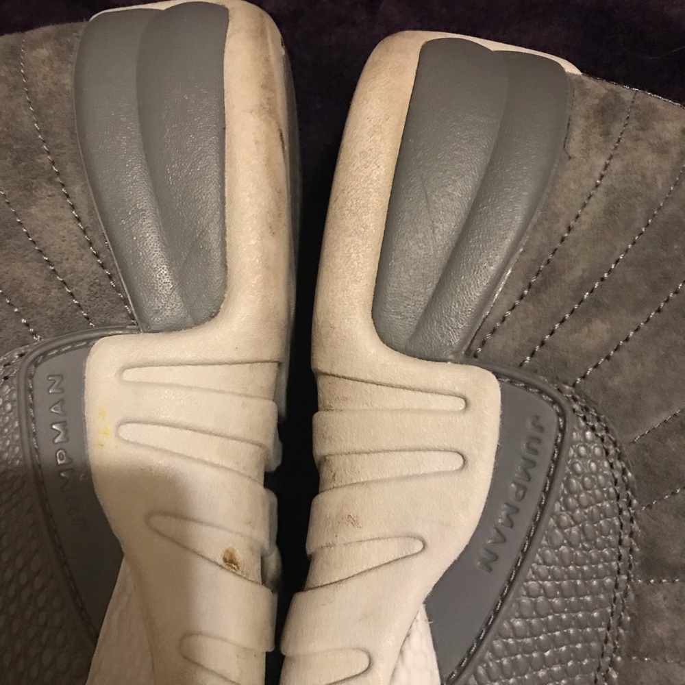 Wolf grey 12s